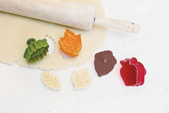 Talisman Designs Plunger Style Pie Crust Cutters, Fall Design, 4-Piece Set