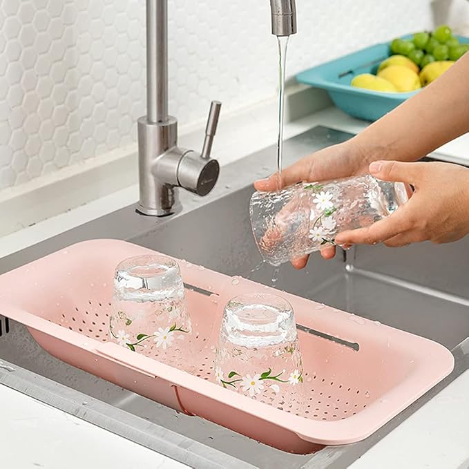 Collapsible Sink Colanders and Strainers Basket Over the Sink Colander Collapsible Colander Extendable Plastic Fruit Vegetable Strainer Drainer Basket for Kitchen(Length 14.3 inch-19.4 inch) (Pink)