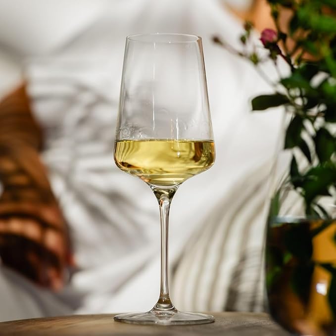 Krosno White and Sparkling Large Wine Glasses Drinking | 4 Pieces Set 13.5 fl oz | Infinity Collection | Elegant | Cocktail Crystal Set Wedding Gift | Lead-Free Glass | Homes, Restaurants & Kitchen