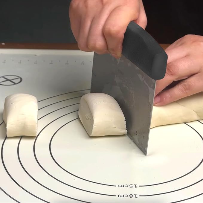 Vovoly Multipurpose Bench Scraper Kitchen Utensil for Flat Top Griddle, Dough Scraper Cutter for Bread and Pizza Cutter - Stainless Steel Metal Griddle Scraper Chopper-Dishwasher Safe