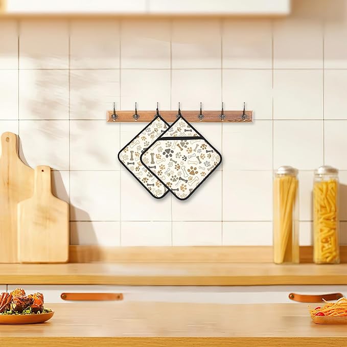 Dog Cat Paw Print Bones Pot Holder Set of 2,Kitchen Heat Resistant Potholder for Women Men BBQ Cooking Baking