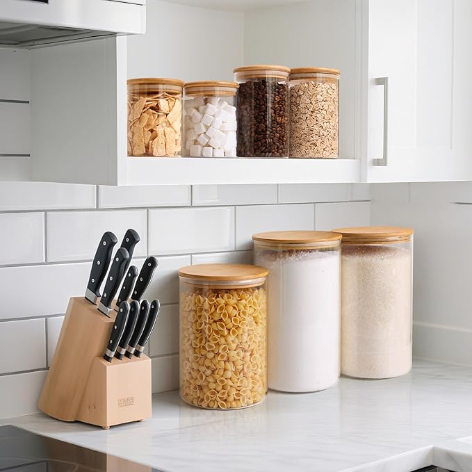 ComSaf 1 Gallon Cookie Jar, Large Glass Jar with lid, Glass Canisters with Lids Set of 2, 3.9 Qt Flour Container with Spoon and Clip, Glass Food Storage Pantry Containers for Sugar Oat Beans Pasta
