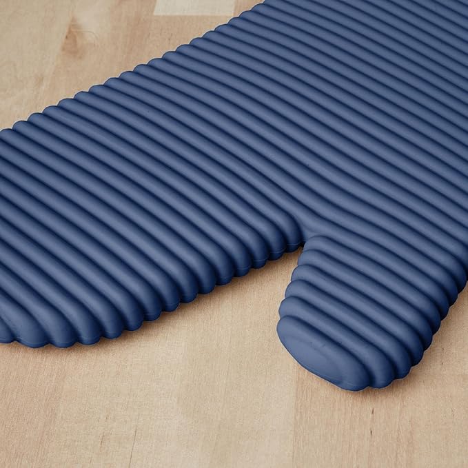 KITCHENAID Ribbed Soft Silicone Oven Mitt 2-Pack Set, 7.5"x13", Blue Willow