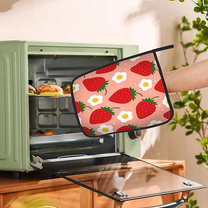 2PCS Fruit Design Strawberry Groovy Floral Pot Holder with Loop,Heat Resistant Oven Pads,Hot Pat for Kitchen Cooking Baking Food