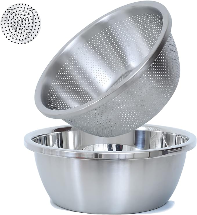304 Stainless Steel Microporous Colander, 4.5QT Large Capacity with Mixing Bowl For washing vegetables, fruit and rice and for draining cooked pasta(2PC)