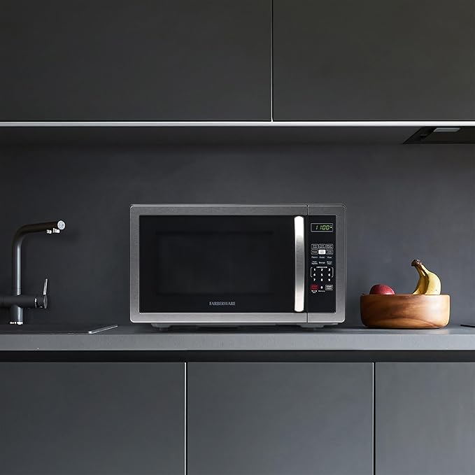 Farberware FMWO11AHTBKB 1.1 Cu. Ft. Stainless Steel Countertop Microwave Oven
