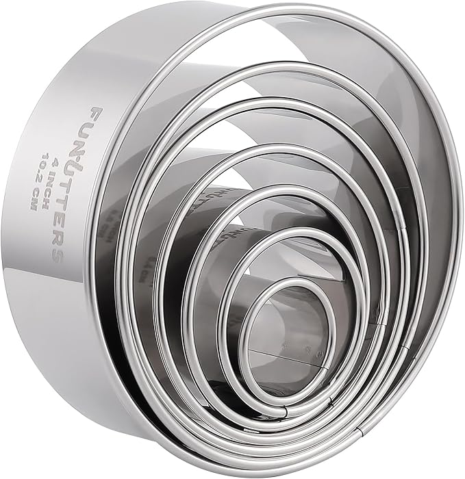 Cookie Cutters Set, 7 Pc. Kit, Measuring 1'', 1.5'', 2'', 2.5'', 3'', 3.5'', and 4'', Round Metal Baking Rings for Pastry, Biscuits, and Dough Cutting, Heavy Duty and Reusable, Multiple Sizes