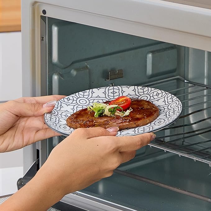 bestone 7.5 Inch Porcelain Salad Plates Set, Porcelain Dessert/Salad Plate,Classic Round with Wide Rim, Lead-Free,Dishwasher, Microwave, Freezer, Oven Safe, for Everyday Use-Set of 4,Grey