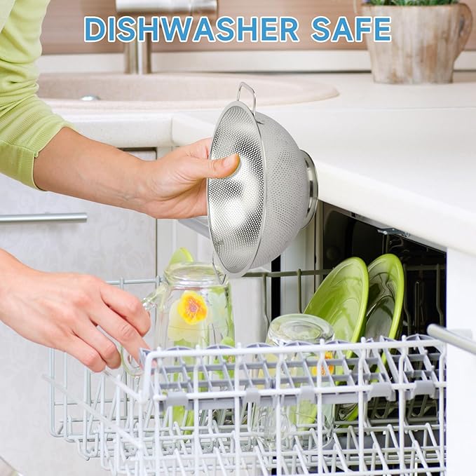 Colander for Kitchen, 4QT, Stainless Steel Colander Strainer with Handle for Fruits Vegetables Cooking Food, Dishwasher Safe