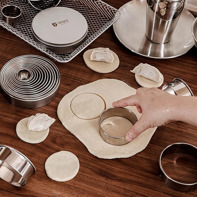 12-Piece 304 Stainless Steel Biscuit Cutter Set - Round Cookie Cutters for Baking (1/2/3/4/5 Inch) with Storage Box, Dough Pastry Cake Circle Cutting Ring Molds, Non-Rust & Dishwasher Safe