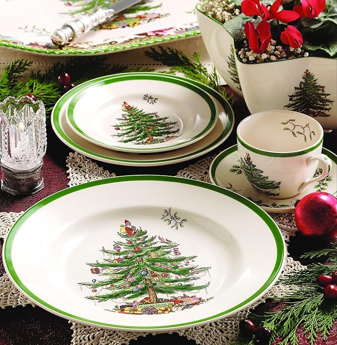 Spode Christmas Tree 4-Piece Dinnerware Setting - Fine Earthenware Holiday Tableware - Dishwasher & Microwave Safe, Festive Christmas Plates, Bowls, Mug - Holiday Dining Essentials