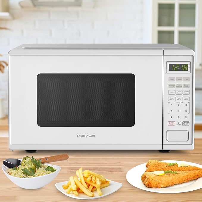 Farberware 0.9 Cu. Ft. 900-Watt Oven Auto, Defrost, & Express Cooking – Compact Countertop Microwave with Digital Display & Safety Lock, White
