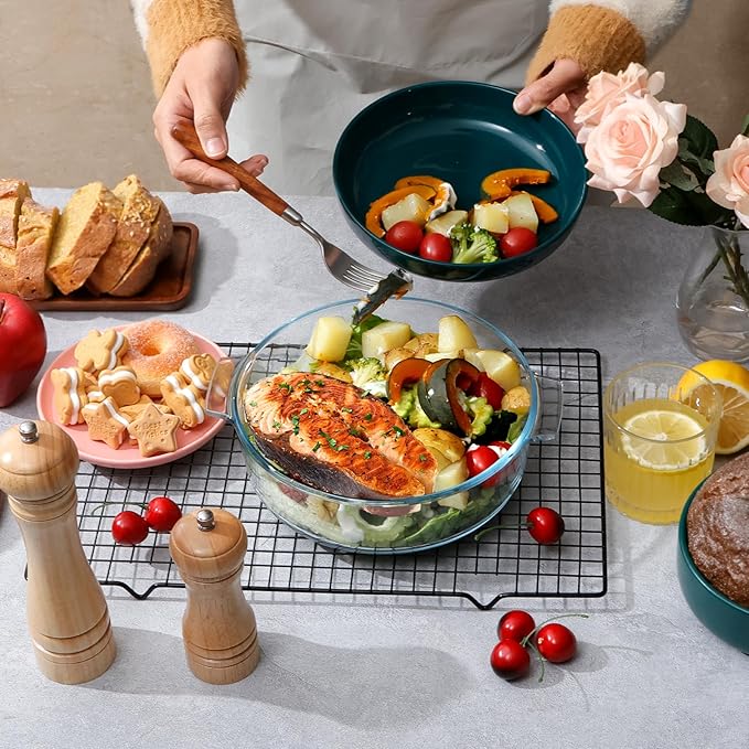 NUTRIUPS Small Glass Casserole Dish with Lid Oven Safe Covered Round Casserole Dish 8" Glass Microwavable Bowl With Lid Microwavable Cookware (Small-1.7L)