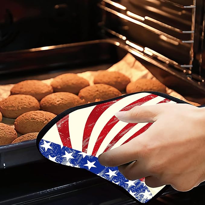4th of July Grunge American Flag Pot Holders for Kitchen Heat Resistant Pot Holders Set of 2 Oven Hot Pads Pot Holders for Cooking Baking BBQ Gifts for Women