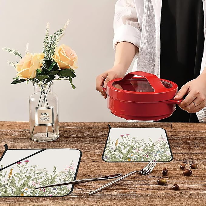 Vintage Wild Flower Pot Holders for Kitchen Heat Resistant Pot Holders Set of 2 Oven Hot Pads Pot Holders for Cooking Baking BBQ Gifts for Women
