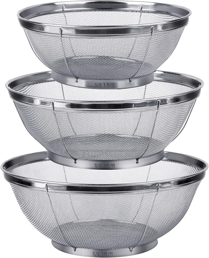 3 Pack Strainers for Kitchen, 18/8 Stainless Steel Colander, Fine Mesh Strainer for Pasta, Rice and Fruit, Sieve for Strain, Drain, Rinse or Steam (5-Quart, 4-Quart and 3-Quart)