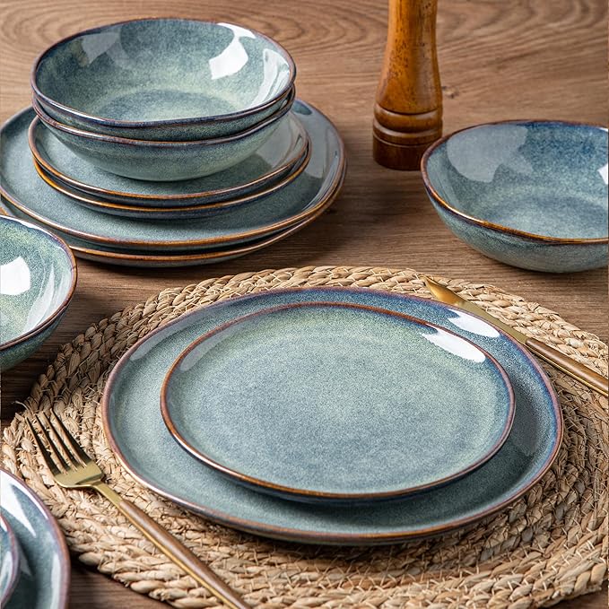 Layering Placemats and Runners: A Guide to Effortless Table Styling