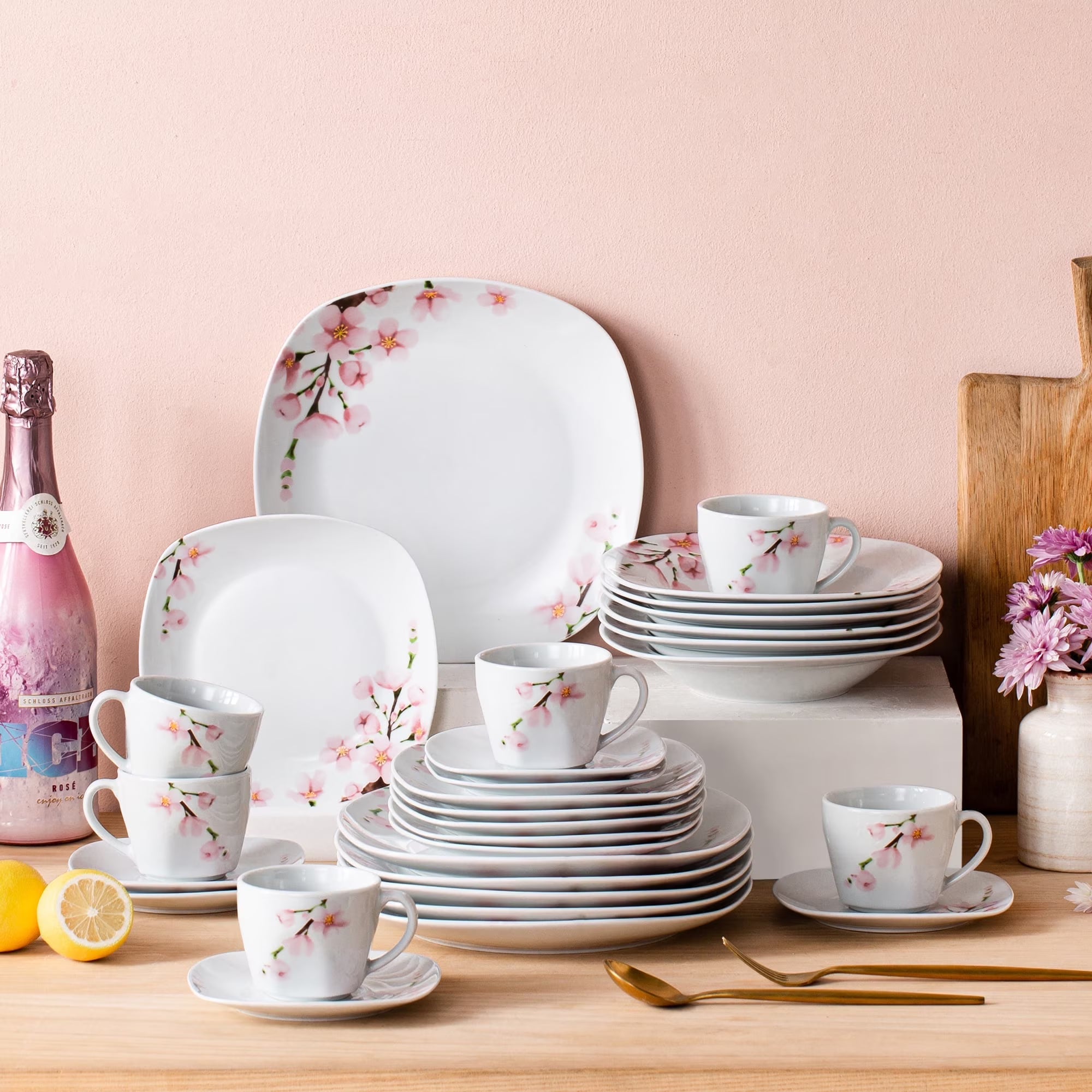 Dinnerware Sets