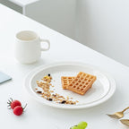 9-inch Porcelain Dinner Plate Set of 6 - Microwave, Oven and Dishwasher Safe, Scratch Resistant. (9-inch White)