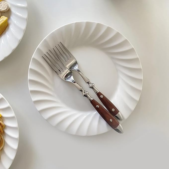 Silverware Set for 4 Classic 20 Piece Flatware Set Elegant 18/10 Stainless Steel Western Cutlery Delicate Utensils for Home Dishwasher Safe Mirror Polished