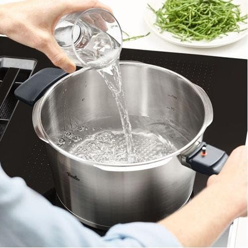 Fissler Vitavit Premium Pressure Cooker and Pressure Skillet Set, 2.6 Quart and 6.3 Quart