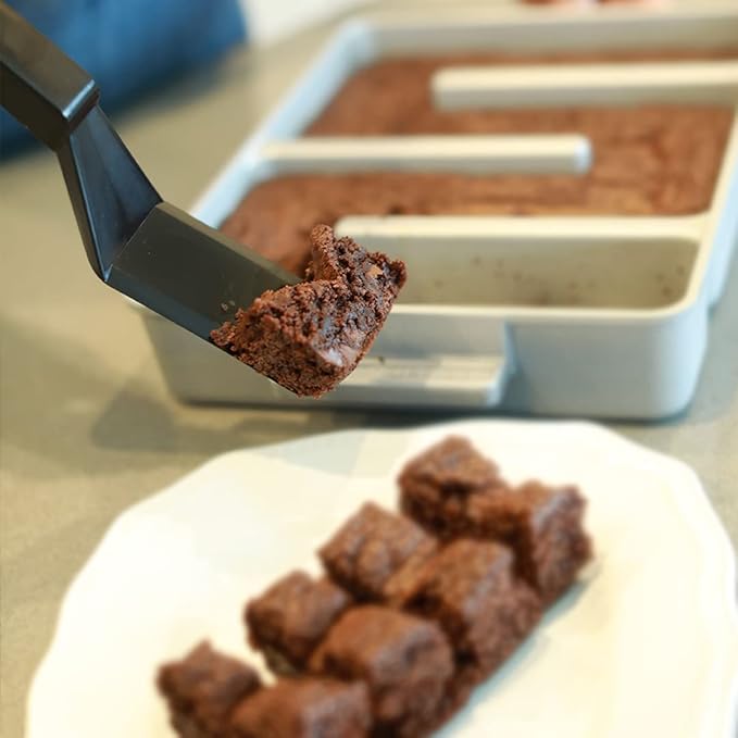 Baker's Edge Spat Pack| Custom Made Nylon Spatulas that are Non-Toxic, Food Grade, High-Heat Resistant, 100% Dishwasher Safe & Non-Stick - Set of 2