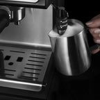 CAMKYDE Stainless Steel Milk Frothing Pitcher 20 oz, Espresso Steaming Pitcher with Decorating Pen for Espresso Machines, Cappuccino, Latte Art (Matte Black)