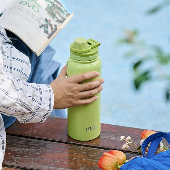 TYESO Insulated Stainless Steel Water Bottle With Spout Lid and Handle for Sports, Travel, and School，Insulated Water Bottle Keep Cold 24H, Leak-Proof (White, 25 oz)