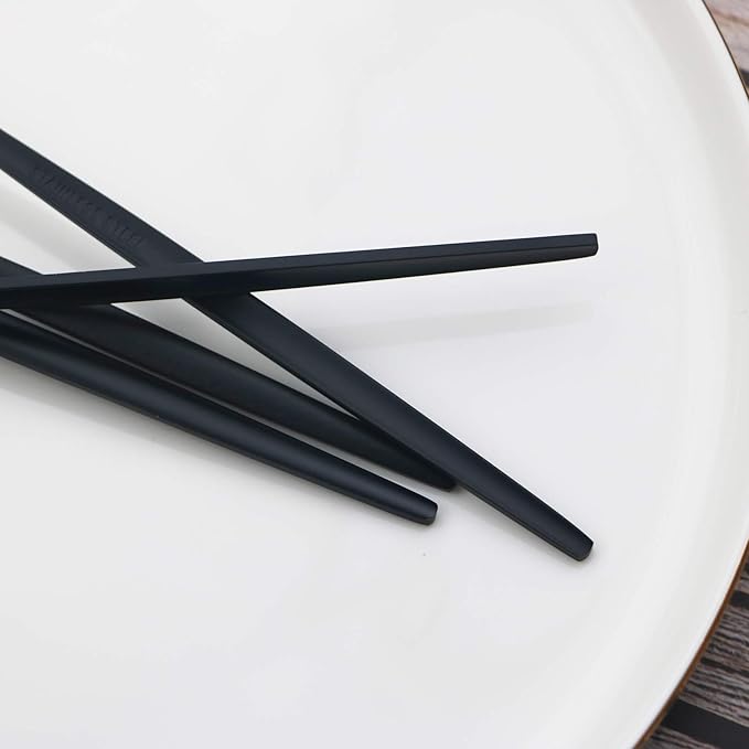 JASHII Silverware Set 36 Piece Food Grade Stainless Steel Flatware Set Fork Spoon Knife Utensils for Daily Use and Party, Service for 6 Anti Rust, Safe in Dishwasher (Matte Black handle gold)