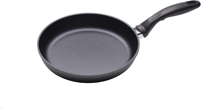 Swiss Diamond 10.25" Nonstick Fry Pan HD Induction Compatible Diamond Coated Aluminum Skillet, Dishwasher and Oven Safe, Gray