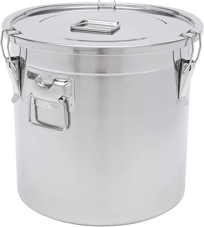 DYNAMI 8.7Gal 304 Stainless Steel Airtight Container with Lid and Locking Clamp,28-60Lbs Metal Bucket Large Food Storage Container Stainless Steel Milk Can,for Rice, Flour,Oil,Soup(33L)