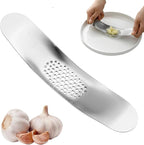 Stainless Steel Garlic Press, 304 Food Grade Direct-Press Tool, Fast Mincing, Easy to Use & Clean for Kitchen