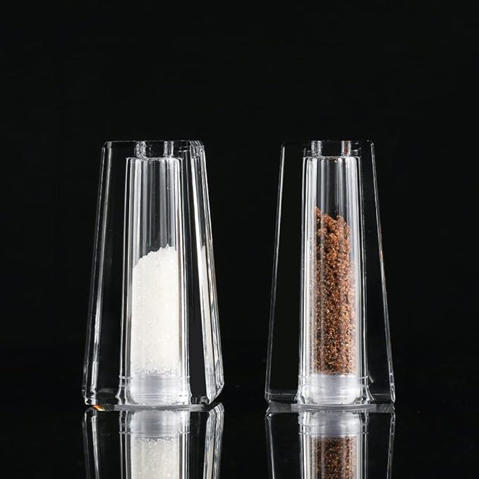 Salt and Pepper Shaker Set Spice Dispenser Refillable Design Cut Crystal Seasoning Shaker Kitchen Decor for Cooking Table, RV, Dinner Party, Camping BBQ (Set Of 4)