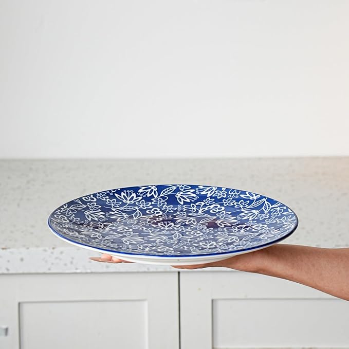 Ceramic Dinner Plates Set - 10.5 Inch Large Kitchen Porcelain Salad Serving Plate for Pasta Steak Pizza Pancakes - Scratch Resistant Dishwasher Oven Microwave Safe - Set of 6 - Vintage Blue