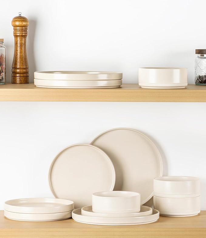 TheTerra Ceramic Dinnerware Sets for 6, 18 Pieces Handmade Reactive Glaze Plates and Bowls Set, Scratch Resistant Dish Set, Oven & Microwave & Dishwasher Safe, Matte White