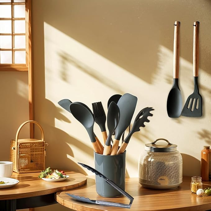 Silicone Cooking Utensil Set,12 PCS Cooking Cookware Kitchen Utensils Set, Nonstick 446°F Heat-Resistant Cookware Kitchen Tools of Spatula,Turner Tongs,Spoon,Brush,Whisk,（gray）