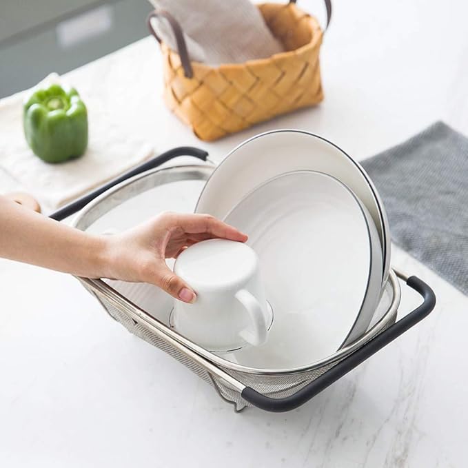 Suwimut 2 Pack Over the Sink Oval Colander for Kitchen, Stainless Steel Fine Mesh 6 Quart Strainer Basket with Expandable Rubber Grip Handles for Straining, Draining, Rinsing Fruits, Vegetables