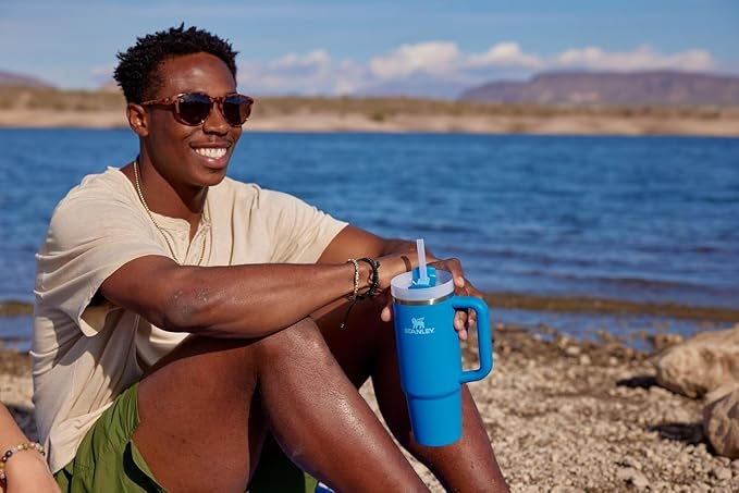 STANLEY Quencher H2.0 Tumbler with Handle and Straw 30 oz | Flowstate 3-Position Lid | Cup Holder Compatible for Travel | Insulated Stainless Steel Cup | BPA-Free | Azure