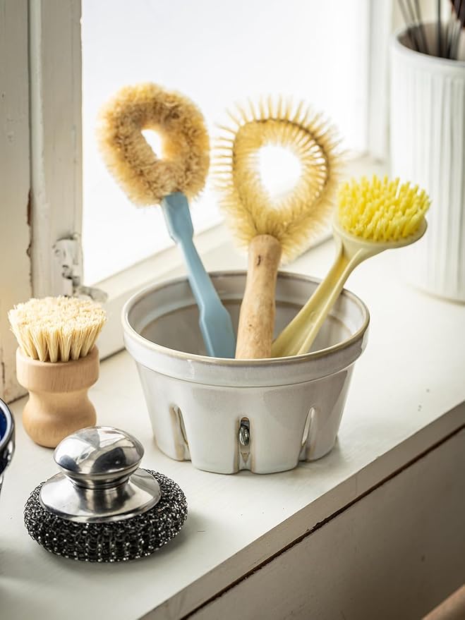 Gomakren Fruit Bowl with Holes, Ceramic Berry Basket Set of 2, 5.8 Inch Round Fruit Basket for Kitchen, Berry Containers Colander - Farmhouse Kitchen Decor, White