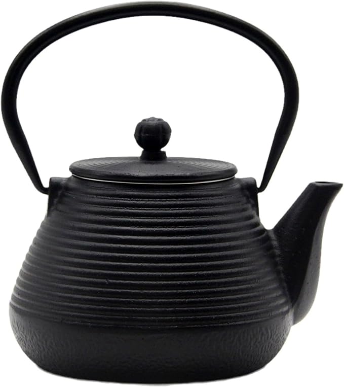 20.3oz Small Cast Iron Teapot, SECHUDO Cast Iron Tea Kettle for Stovetop Safe Coated with Enameled Interior, Cast Iron Tea Pot with Stainless Steel Infuser for Loose Tea (Black Pinstripe Pattern)