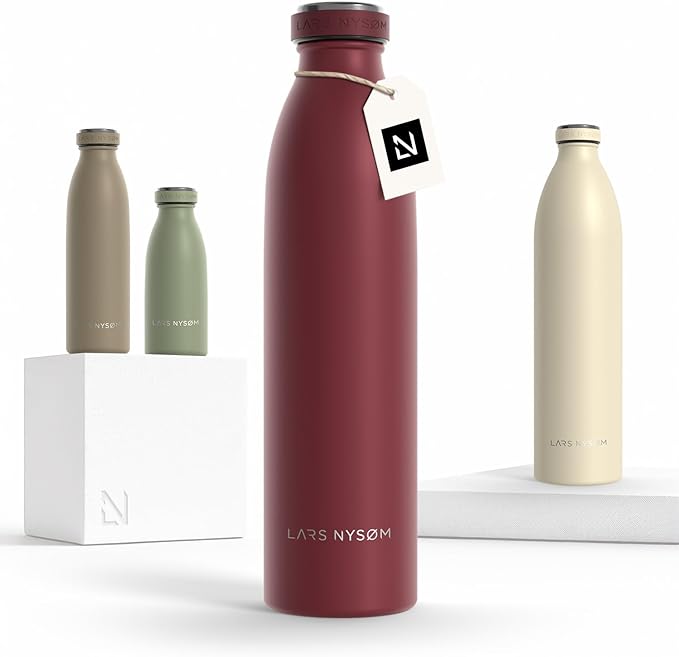 LARS NYSØM Stainless Steel Insulated Water Bottle 12oz 17oz 25oz 34oz 51oz | Insulated Thermo Flask for Hot and Cold Beverages | Leakproof Drinking Bottle (Berry Red, 25.4oz)