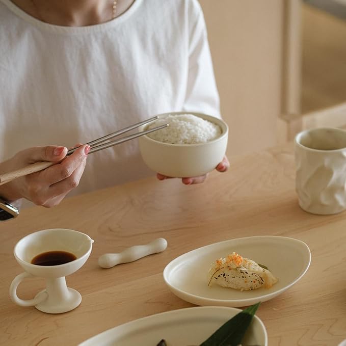 Classic Round Cereal Bowl Set of 4, Ceramic Soup Bowls, Breakfast Bowl - for Oatmeal, Rice, Dessert, Salad, 10 oz (Matte Crème)