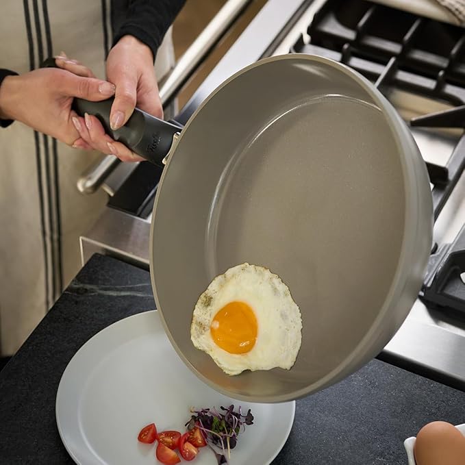 Fissler Ceratal Comfort Ceramic 9.5 Inch Non-Stick Frying Pan, Warm Grey, Made without PFAS