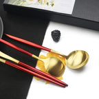 JASHII Luxury 18/10 Red Handle Flatware Gold Silverware Set 304 Stainless Steel Flatware Cutlery Set| 20-Piece Adaline Royal Modern Satin Finish| BEST Birthday Wedding Gift (Red Handle Matte Gold)