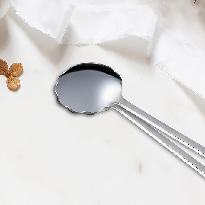 Creative spoons in multiple colors. They can be used to stir flower tea, coffee, and desserts. They're also great for decoration, collection, or as gifts. (silvery)