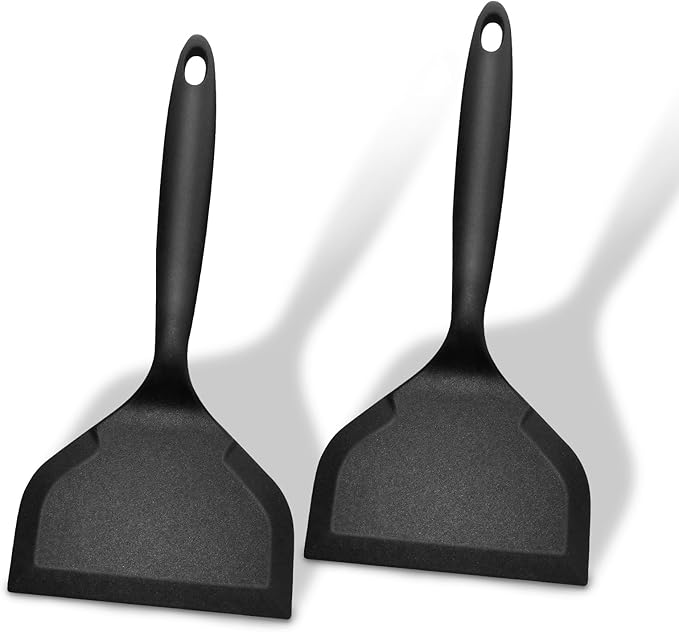 Dioycli Silicone Spatula Turner Wide pancake flipper, Non Stick Egg Flipper Spatula Bpa Free Tamagoyaki, Black, 2 Pieces for Cake Egg Pizza Steak Fish