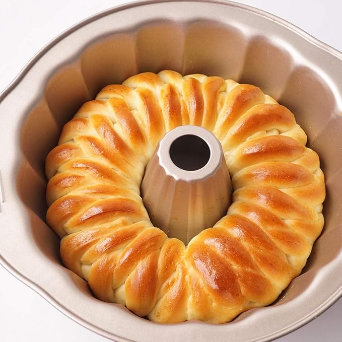 Fluted Tube Cake Pan Nonstick, 9-Inch Heavy Duty Carbon Steel Fluted Ring Mold Pond Cake Pans for Baking with Handles For Oven Bakeware Champagne Gold