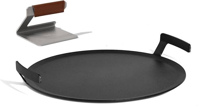 Made In Cookware - Seasoned 17" Round Carbon Steel Griddle + Grill Press - (Like Cast Iron, but Better) - Professional Cookware - Crafted in Sweden - Induction Compatible