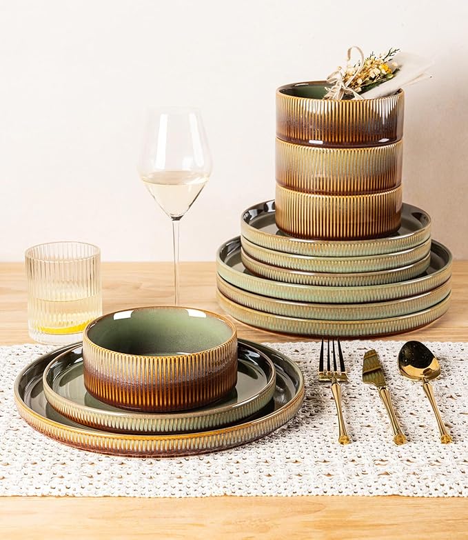 TheTerra Ceramic Dinnerware Sets for 6, 18 Pieces Porcelain Lightweight Plates and Bowls Sets, Scratch Resistant Dish Set, Oven & Microwave & Dishwasher Safe, Brown Green