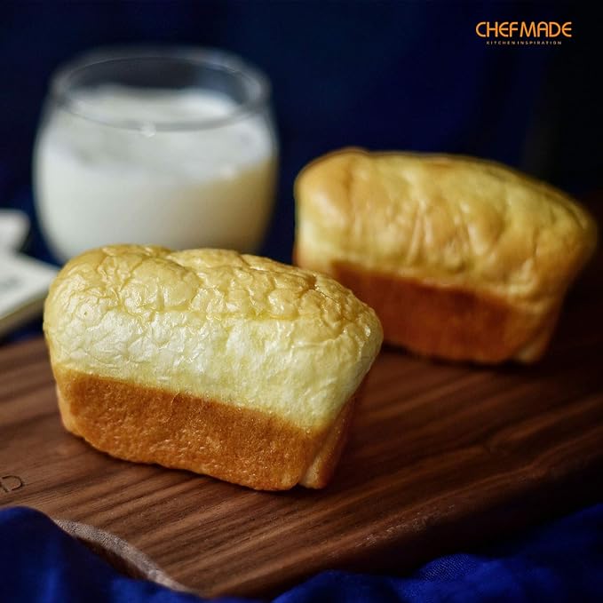 CHEFMADE Brownie Cake Pan, 8-Cavity Non-Stick Rectangle Muffin Pan Blondie Bakeware for Oven Baking (Champagne Gold)